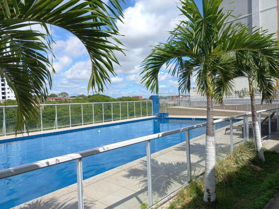 Piscina, E Lazer - Familia/amigos Wi Fi 400 Apartamento João Pessoa